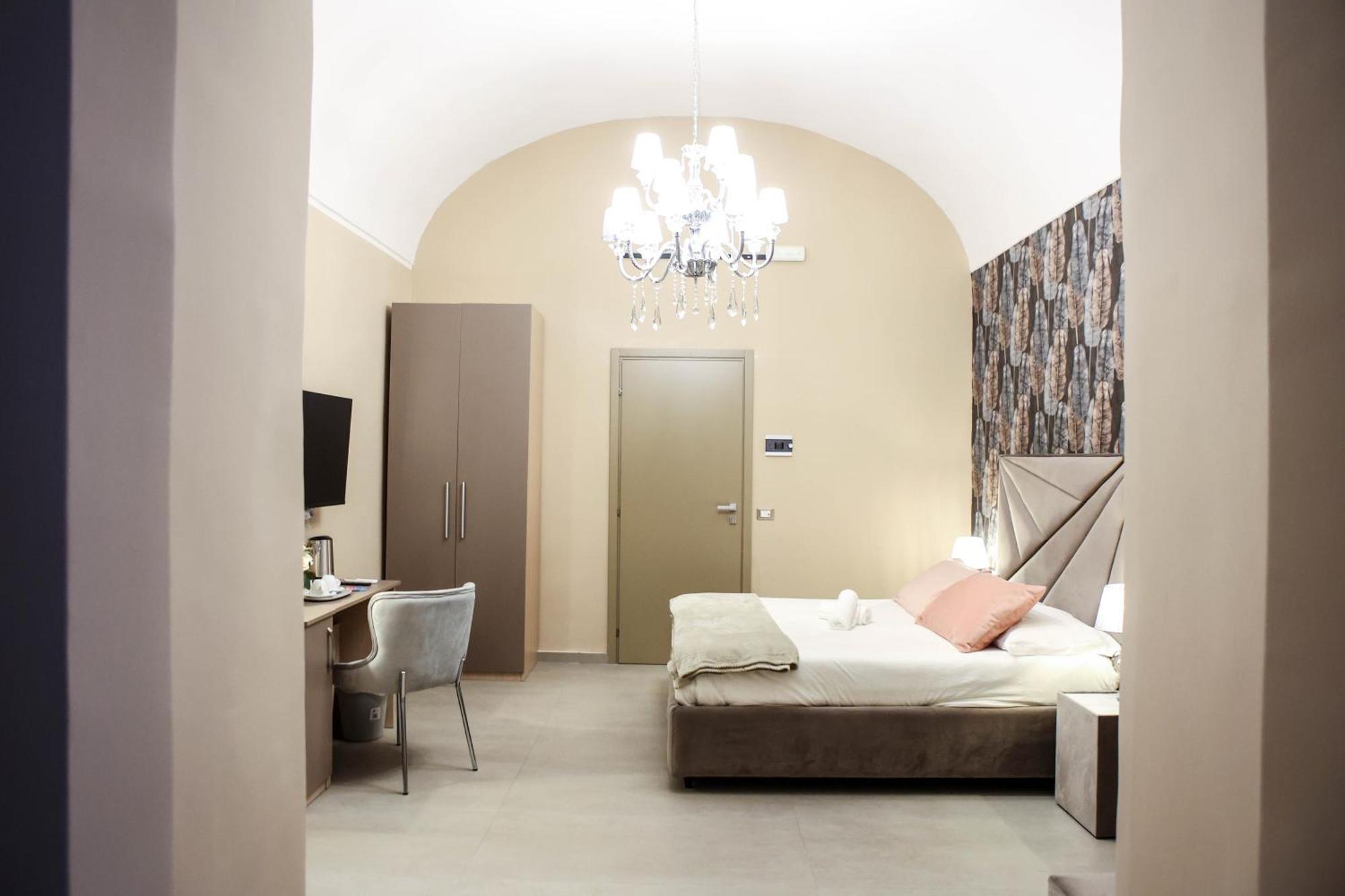 B&B Suites&Rooms Piazza Dei Martiri Κατάνια Εξωτερικό φωτογραφία