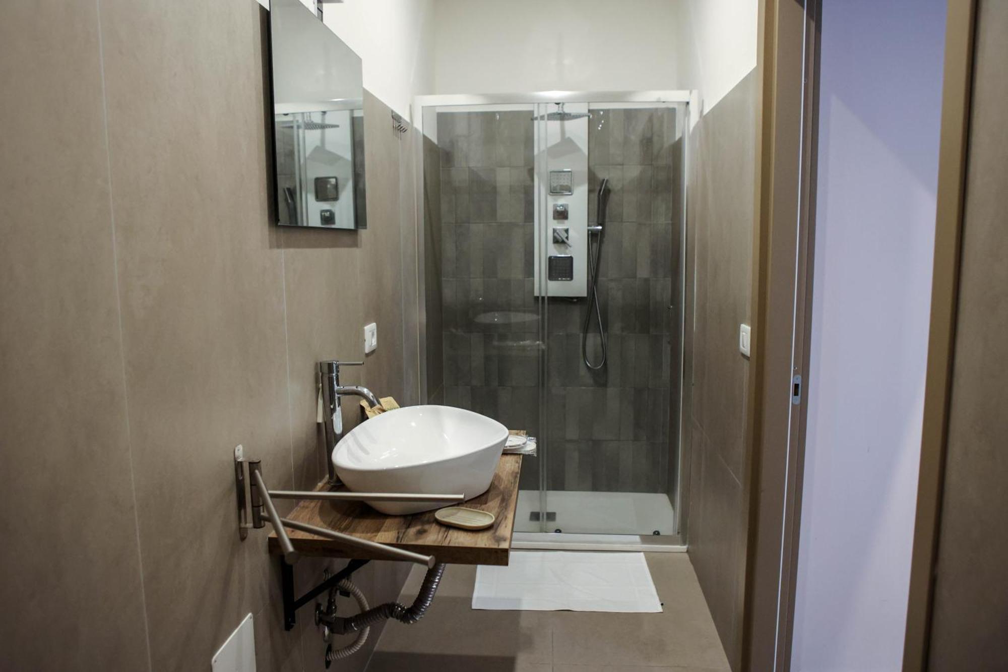 B&B Suites&Rooms Piazza Dei Martiri Κατάνια Εξωτερικό φωτογραφία
