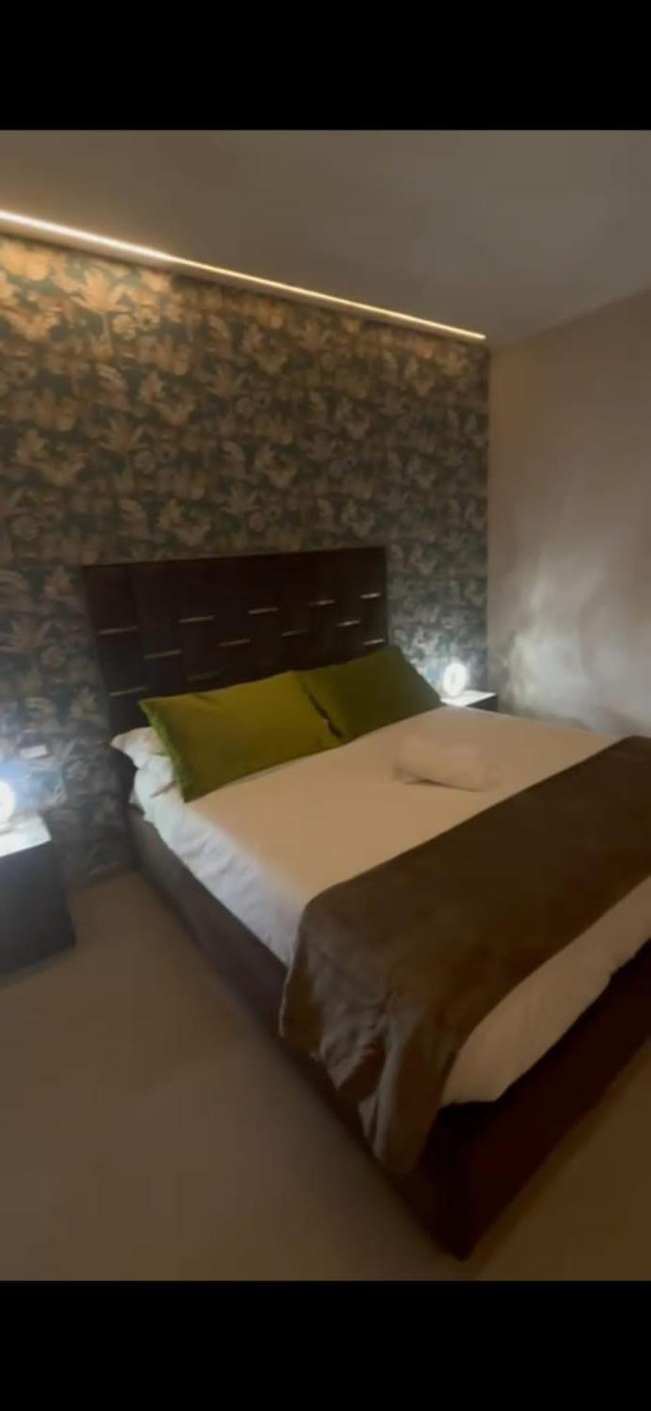 B&B Suites&Rooms Piazza Dei Martiri Κατάνια Εξωτερικό φωτογραφία